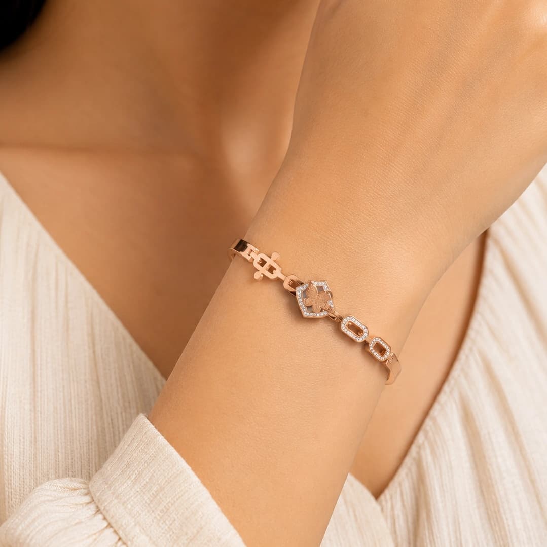 Aurelia Bloom Link Rose Gold Bracelet β alternate view
